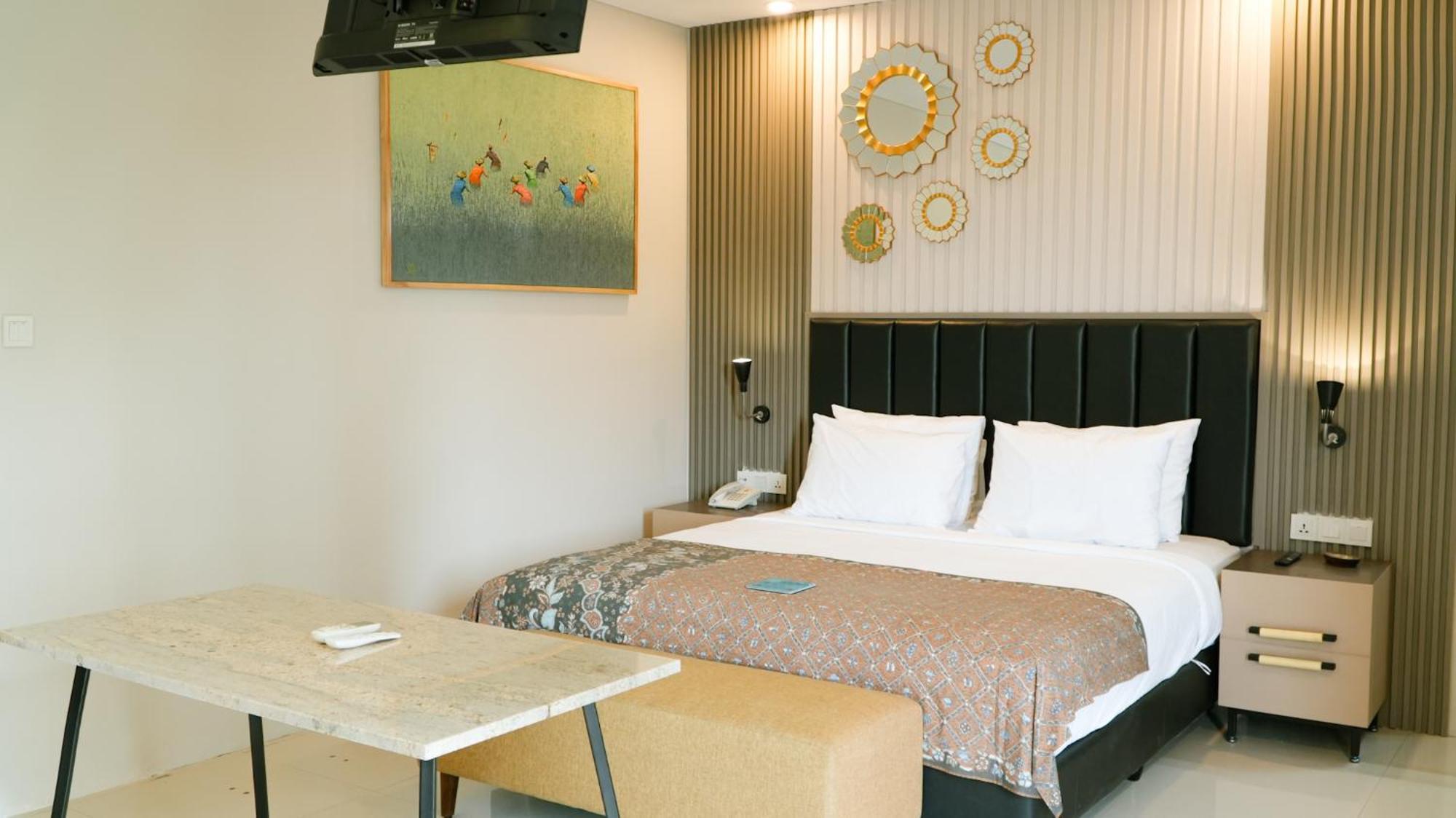 Verse Hotel Cirebon Eksteriør bilde