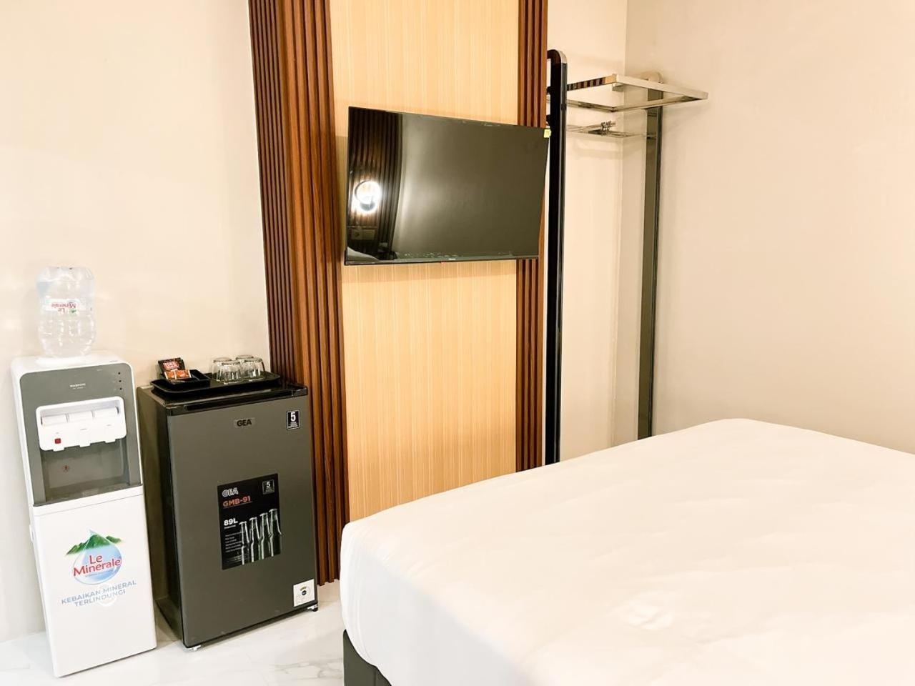 Verse Hotel Cirebon Eksteriør bilde